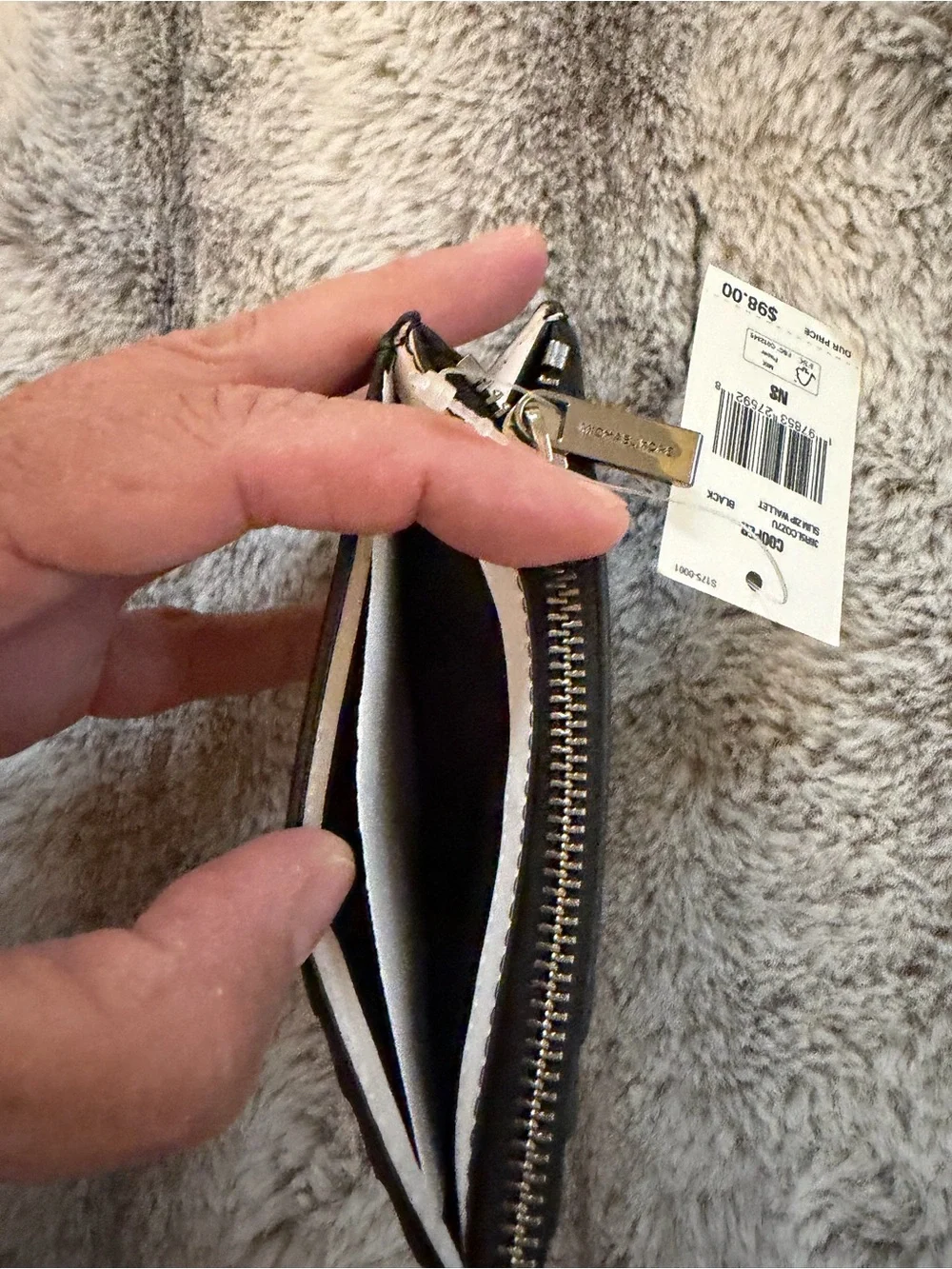 NWT Michael Kors Black & White Leather Zip Card Case Wallet $98
